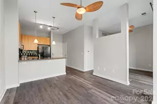 525 E 6th St, Charlotte, NC 28202 - Photo 10