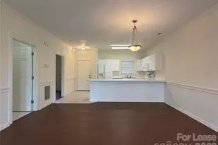 9113 Meadow Vista Rd, Charlotte, NC 28213 - Photo 6