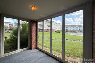 9113 Meadow Vista Rd, Charlotte, NC 28213 - Photo 14
