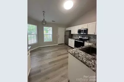 14108 Riding Hill Avenue, Charlotte, NC 28213 - Photo 4
