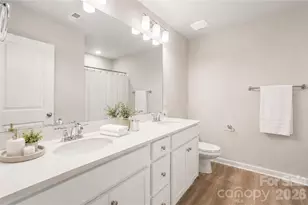 8908 Sawyer Run Ct, Charlotte, NC 28215 - Photo 12