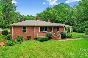 2305 Williams Rd, Matthews, NC 28105 - Photo 1
