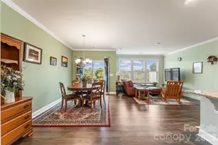 138 Creekview Rd, Hendersonville, NC 28792 - Photo 2