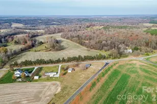2890 Hobson Rd, Cleveland, NC 27013 - Photo 34