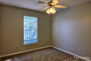 5401 Groveton Ct, Charlotte, NC 28269 - Photo 24