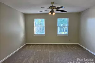 5401 Groveton Ct, Charlotte, NC 28269 - Photo 18