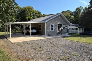 427 W Whitley St, Norwood, NC 28128 - Photo 2