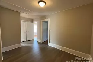 3820 Freedom Dr, Charlotte, NC 28208 - Photo 10