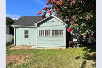 3820 Freedom Drive, Charlotte, NC 28208 - Photo 16