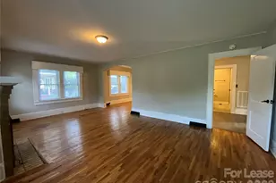 3820 Freedom Dr, Charlotte, NC 28208 - Photo 2
