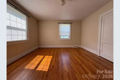 1351 S Aspen Street, Lincolnton, NC 28092 - Photo 8