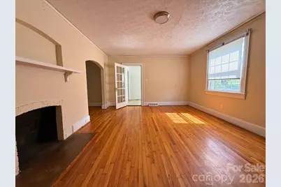 1351 S Aspen Street, Lincolnton, NC 28092 - Photo 4