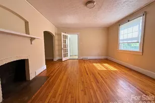 1351 S Aspen St, Lincolnton, NC 28092 - Photo 4