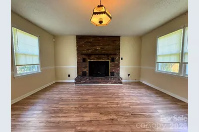 1351 S Aspen Street, Lincolnton, NC 28092 - Photo 6