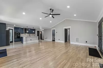 276 Coopers Drive, Hendersonville, NC 28739 - Photo 14