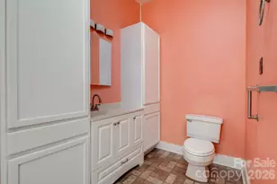 20 Drake St, Asheville, NC 28806 - Photo 16