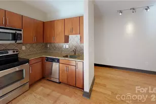 2200 Lyndhurst Ave, Charlotte, NC 28203 - Photo 10