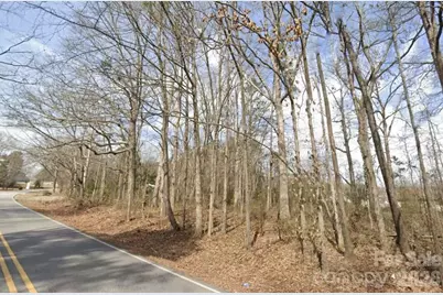 607 S Skyland Drive, Bessemer City, NC 28016 - Photo 2