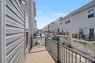 9330 Mallard Mls Dr, Charlotte, NC 28262 - Photo 6