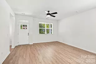 1812 Purser Dr, Charlotte, NC 28215 - Photo 6