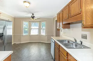 405 Southland Dr, Fayetteville, NC 28311 - Photo 8
