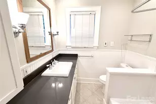 2537 Cranbrook Ln, Charlotte, NC 28207 - Photo 12