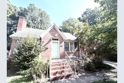 2537 Cranbrook Lane, Charlotte, NC 28207 - Photo 2