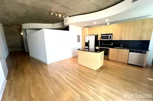 210 N Church St, Charlotte, NC 28202 - Photo 6