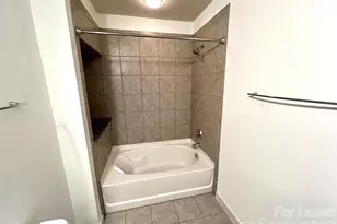 210 N Church St, Charlotte, NC 28202 - Photo 12