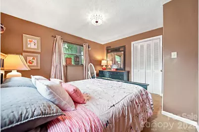 1920 30th Street NE, Hickory, NC 28601 - Photo 22