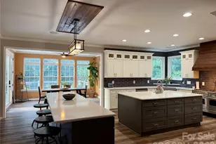 638 Reliance Ct, Tega Cay, SC 29708 - Photo 2