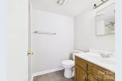 9511 Shannon Green Drive #APT E, Charlotte, NC 28213 - Photo 16