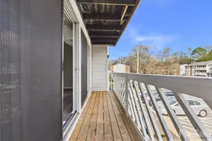 9511 Shannon Green Dr, Charlotte, NC 28213 - Photo 18