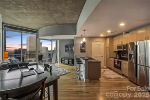 210 N Church St, Charlotte, NC 28202 - Photo 24