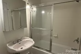 515 N Church St, Charlotte, NC 28202 - Photo 4