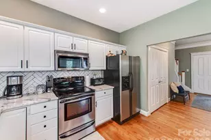 16415 Kelly Park Cir, Huntersville, NC 28078 - Photo 12