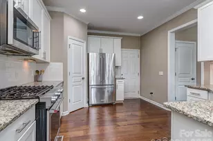 4128 Park South Station Blvd, Charlotte, NC 28210 - Photo 8
