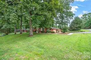 827 23rd Ave NE, Hickory, NC 28601 - Photo 34