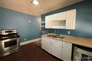 1801 Newland Rd, Charlotte, NC 28216 - Photo 10