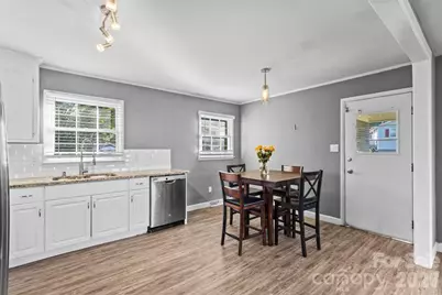 102 Central Avenue, Bessemer City, NC 28016 - Photo 10