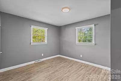 102 Central Avenue, Bessemer City, NC 28016 - Photo 18