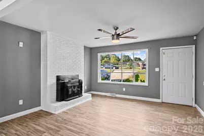 102 Central Avenue, Bessemer City, NC 28016 - Photo 4