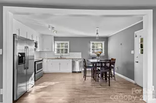 102 Central Ave, Bessemer City, NC 28016 - Photo 6