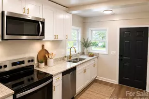 302 S Myrtle School Rd, Gastonia, NC 28052 - Photo 14
