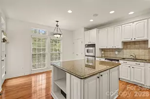 3251 Luke Crossing Dr, Charlotte, NC 28226 - Photo 14