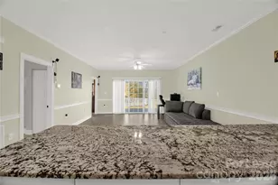 9047 Meadow Vista Rd, Charlotte, NC 28213 - Photo 16