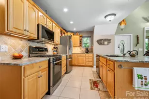 837 Big Raven Ln, Saluda, NC 28773 - Photo 18