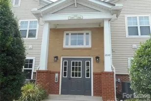 12057 Copper Mountain Blvd, Charlotte, NC 28277 - Photo 2