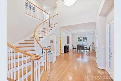 306 Wendover Heights Circle, Charlotte, NC 28211 - Photo 8