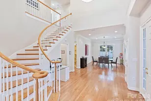 306 Wendover Heights Cir, Charlotte, NC 28211 - Photo 8